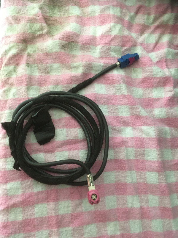 5AA329FE-8CBC-441D-95F2-3947513E7069