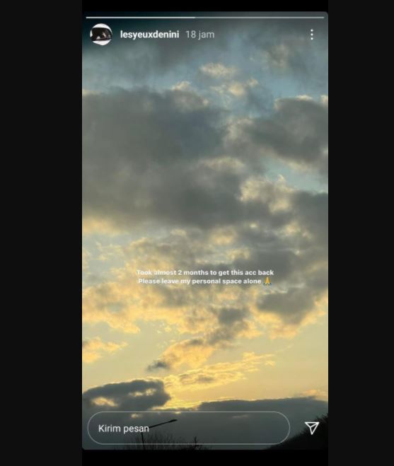 Unggahan Jennie di InstaStory akun keduanya