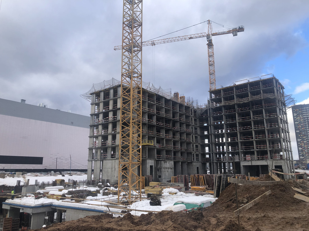 89273E09-E605-4B54-A76E-02A4705D9420