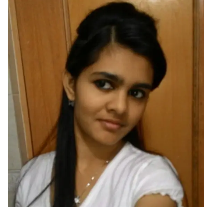 indian Beautiful young Girl Full Nude in bathroom Bathing & Fingering her pussy