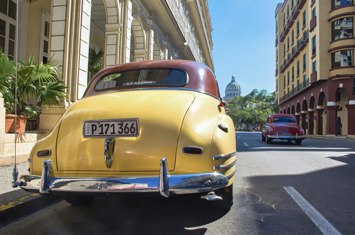 yellow-cuba-car-dis.jpg