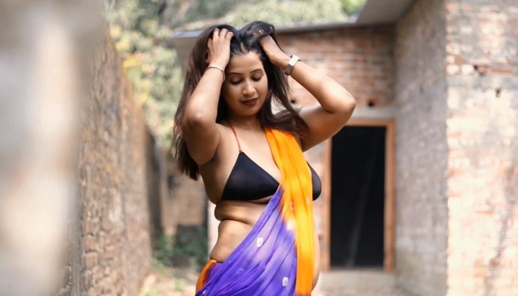 [Image: Nandita-Saree-Video-mp4-snapshot-01-40-226.jpg]