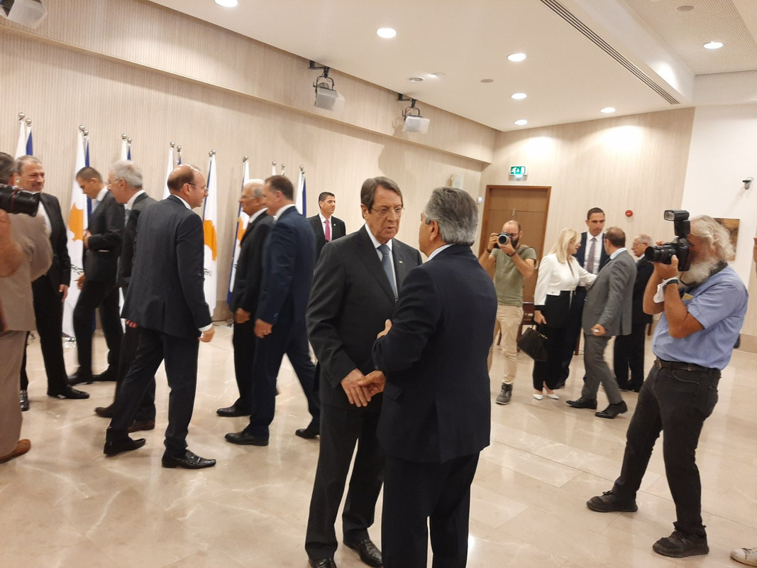 νικ γεν