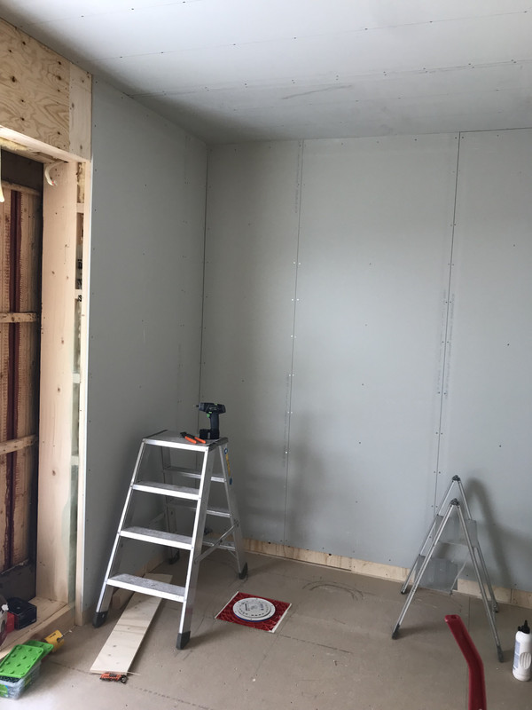 CD09FB0B-8C65-4F8A-B523-01F08729B5A2