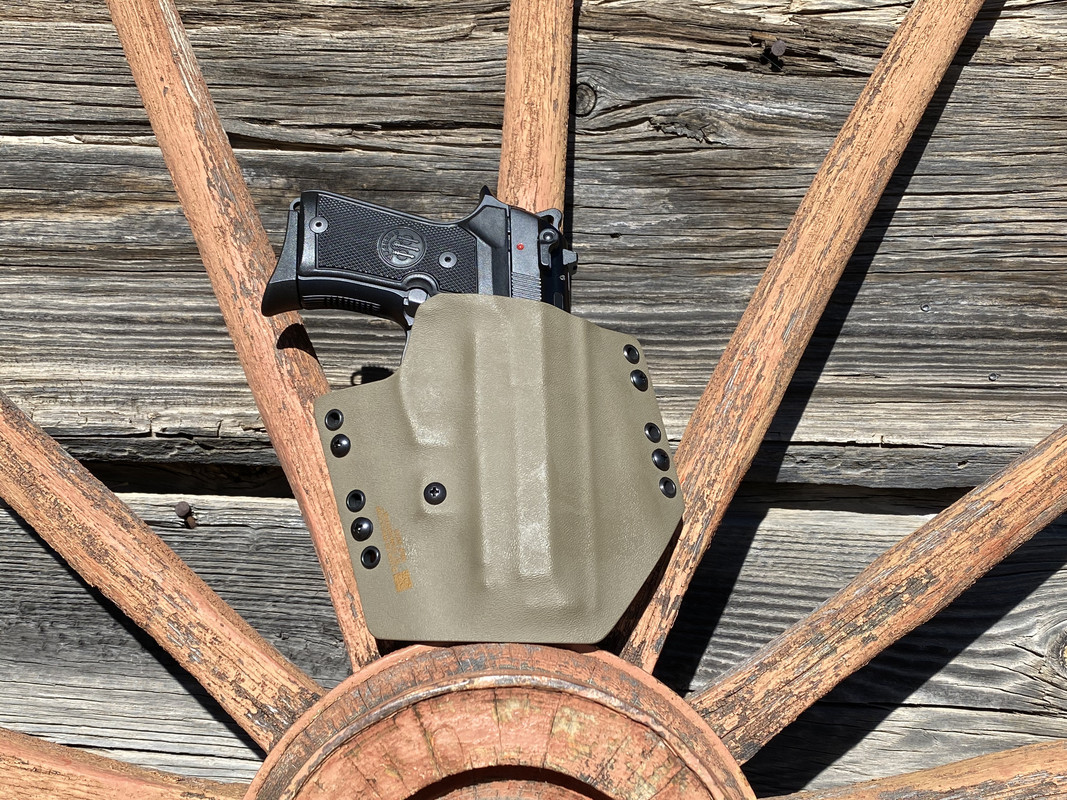 DE8579E2-3E3A-430B-94DE-5E4888F207D2