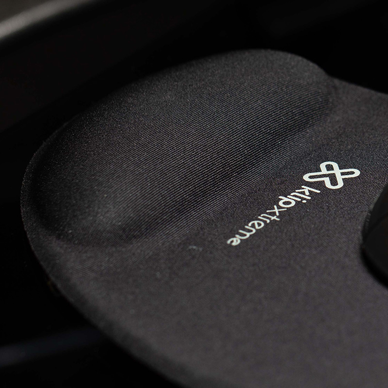 Detalle del soporte en gel del Mouse Pad KlipX.