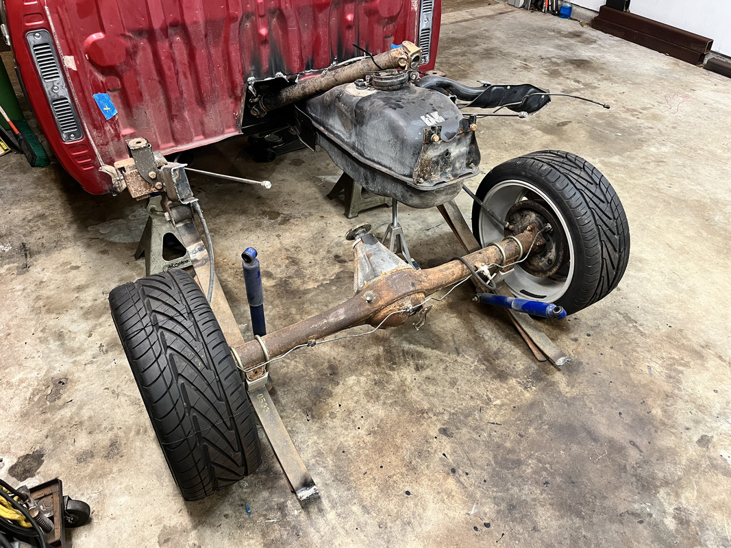 EA00DE73-FFE8-44F9-ACD2-4A9BF3F1357C