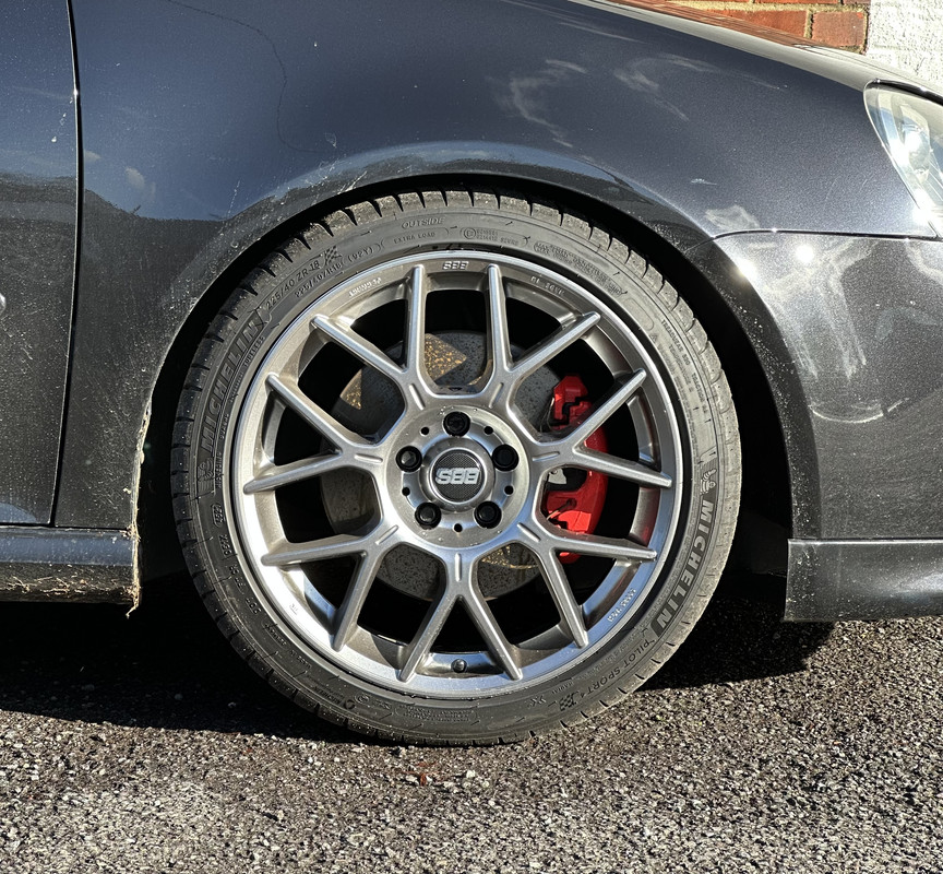 A5E6418F-D69A-4249-91D5-E30E5C9DD704