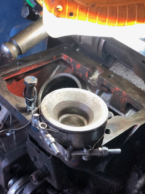 384 EXTRICATED PISTON