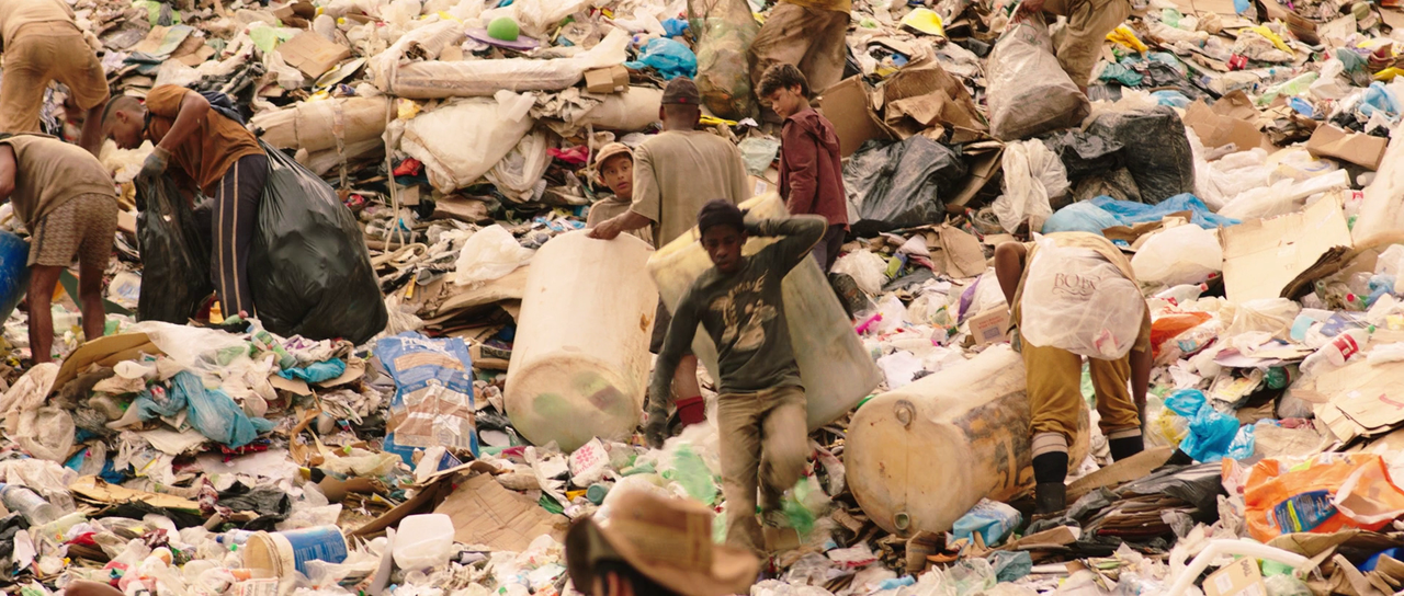 vlcsnap-2023-05-03-20h09m04s280