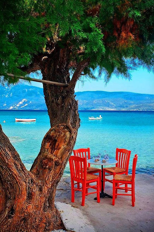 red-chairs-santorini.jpg