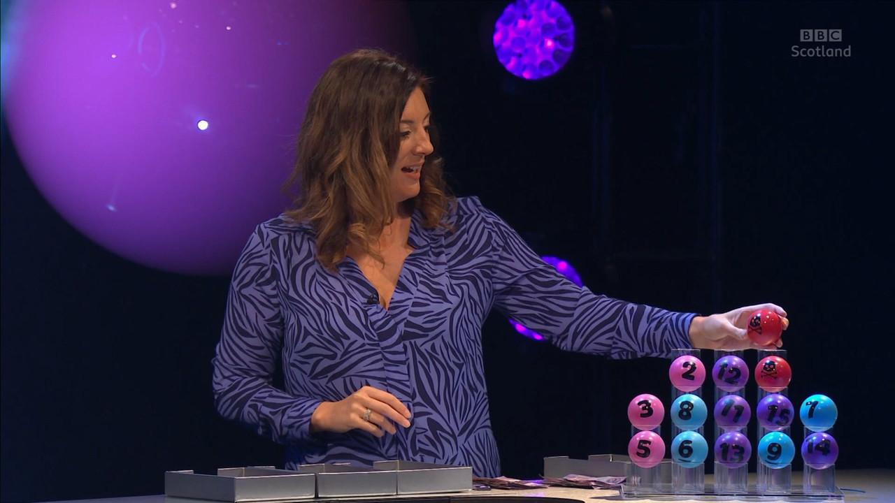 09 April - 19.00.00 - WonderBall. Catriona Shearer presents the 