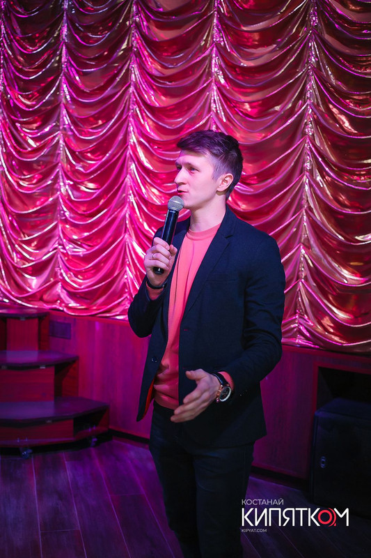 004081E6-20BD-4DD4-A0FA-2B2E954174B4