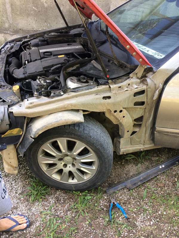 FC1C3A70-41DD-4C97-B32D-5F5C7D0FE6A4