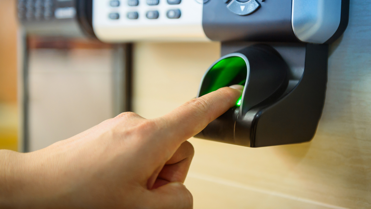 Controle d'acces biometrique RFID Maroc