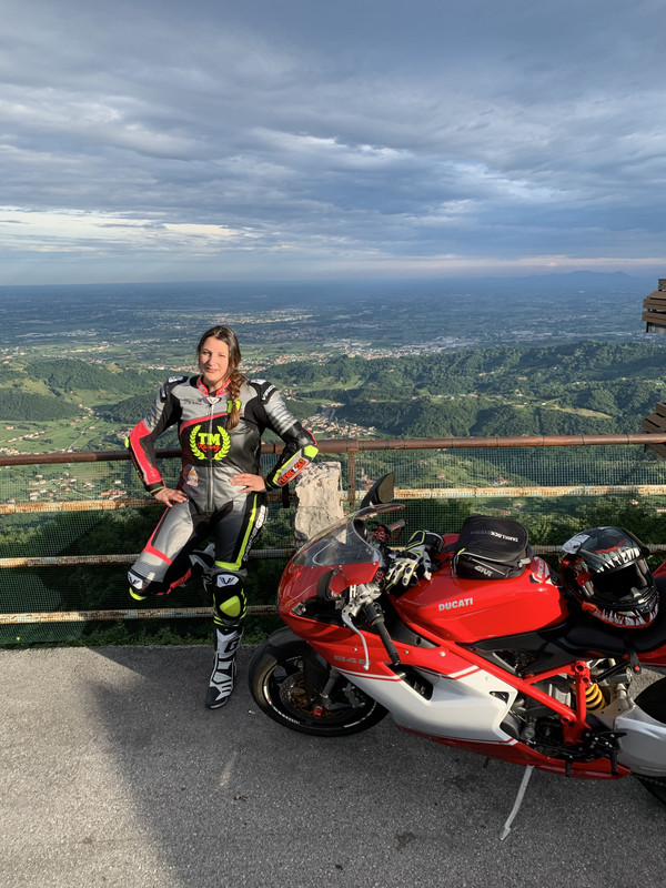 7359D396-FA85-4F11-ACC6-DF9226F283E7