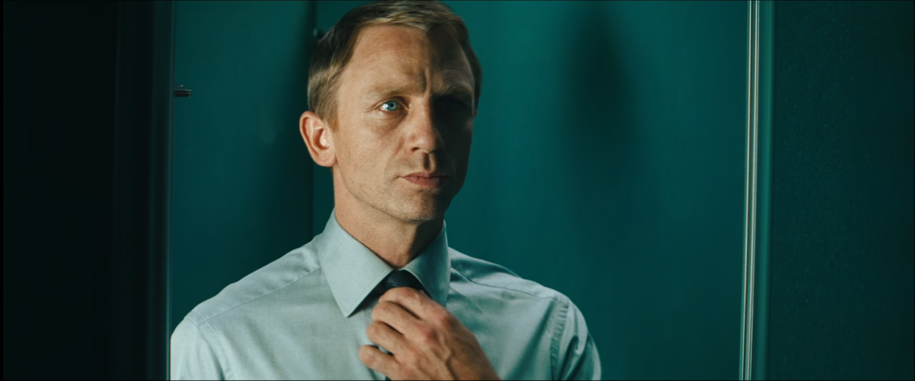 Layer Cake (2004) Multi 1080p BluRay AV1 Opus [AV1D].mkv_snapshot_01.04.40_[2021.01.29_18.30.47]