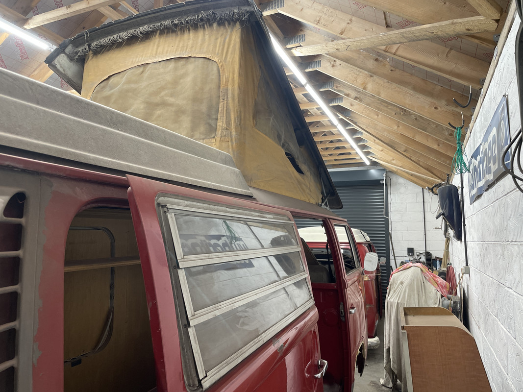 B792D191-3D79-44E1-B798-F4A7CC9B97BF