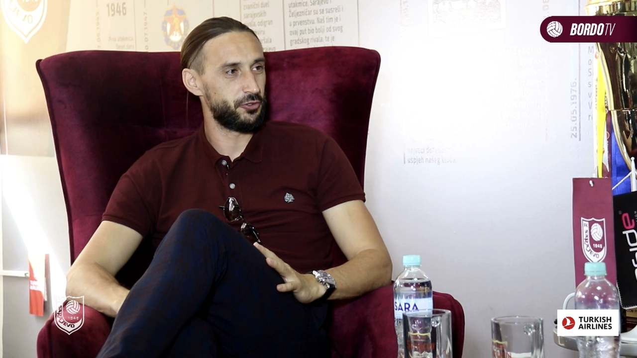 D9AE5562-34FB-46A9-A13C-80F1D22CD27D