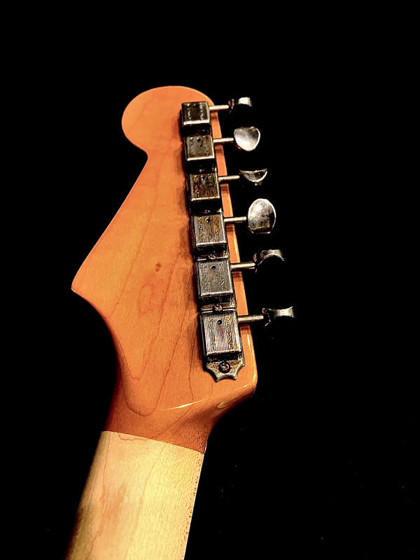 A5B31A17-C4D4-485D-8947-C9D2FE2C2747