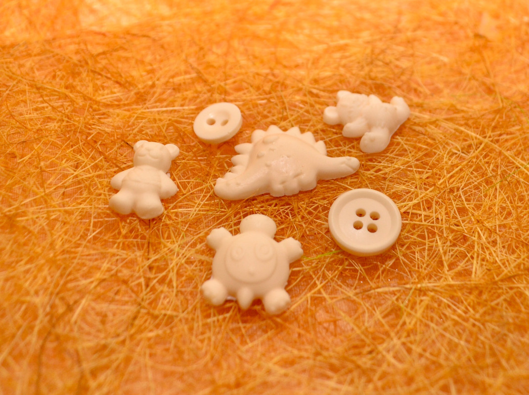 DAF2B327-209D-4136-BB21-56B9B8FFA373