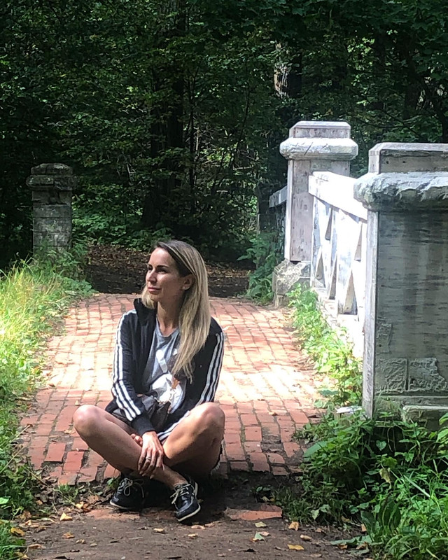 196048FF-7C1C-4E12-91A1-F452DA83E336