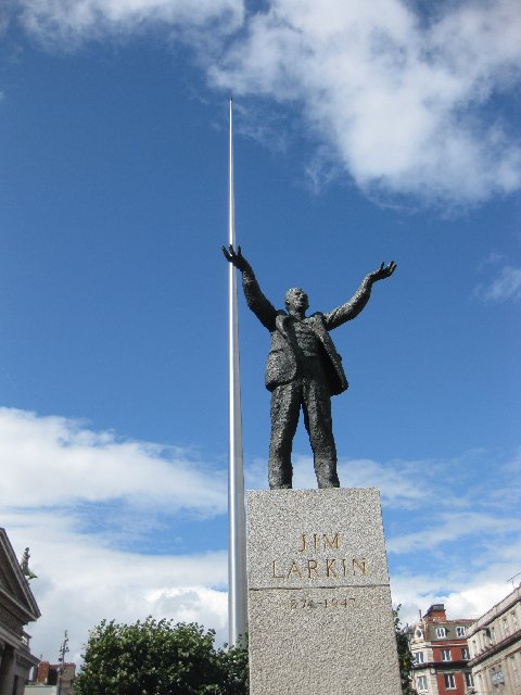 4 días en Dublín - Blogs de Irlanda - Primer día: Llegada- O'Connell Street y rio Liffey (4)