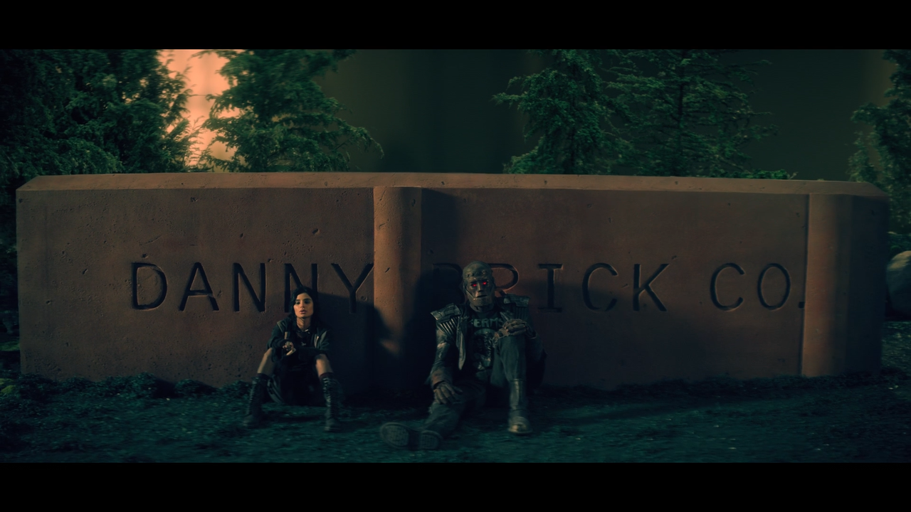 Doom.Patrol.S02E01.Fun.Size.Patrol.ITA.ENG.1080p.HMAX.WEB-DLMux.H.264-MeM.mkv_snapshot_37.56_[2020.0