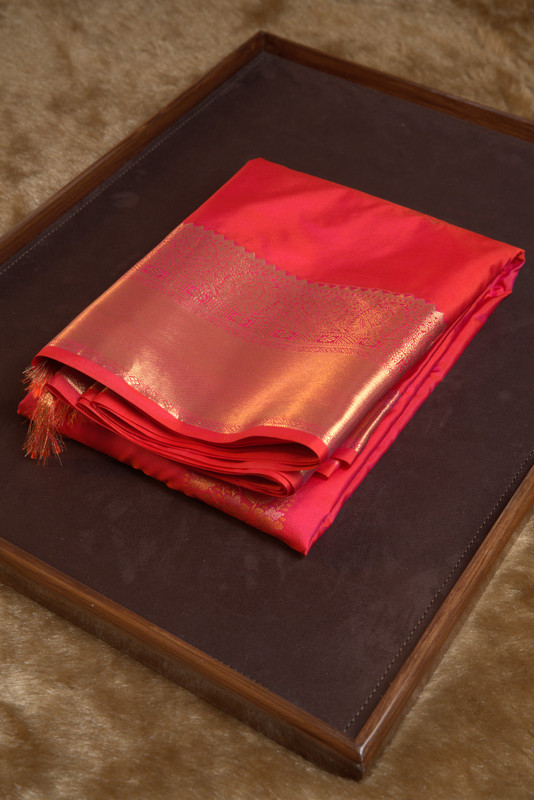 Rokea by RK Premium Handloom