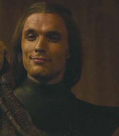 Daario-daario-naharis-34563345-245-280.g