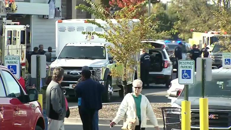 Tiroteo en Kentucky deja al menos dos muertos