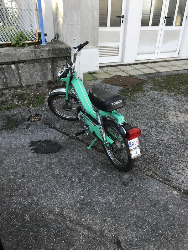 359BDE09-B0E5-4397-B5F3-51A3744F0294