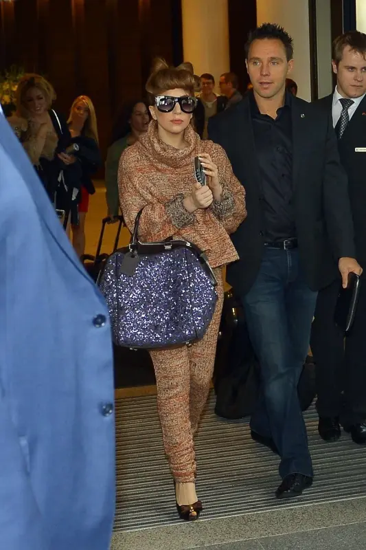 8-25-12-Leaving-Hotel-in-Tallinn-001.web