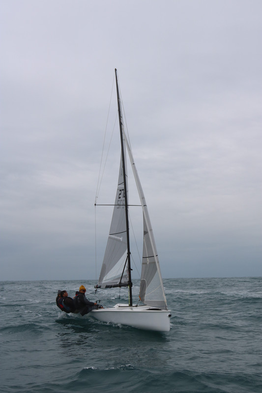 Local stars sail Golden Dragon to 1st in Sportsboats (Monsoon Spring Series 2024, Race 3)