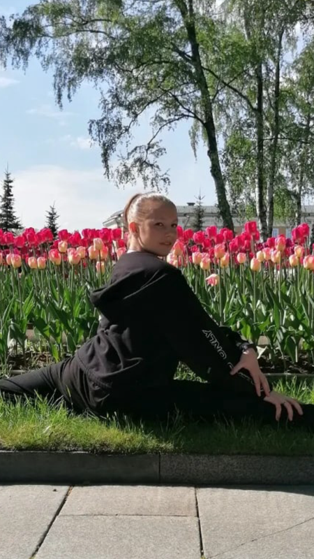 4AB7CAF8-8238-4EE2-B89B-DEF733A925E5