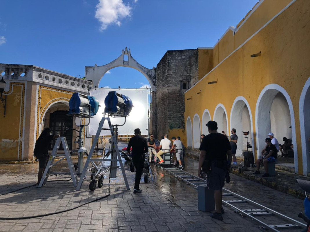 Izamal, escenario ideal para las “vacaciones” de Luis Fonsi