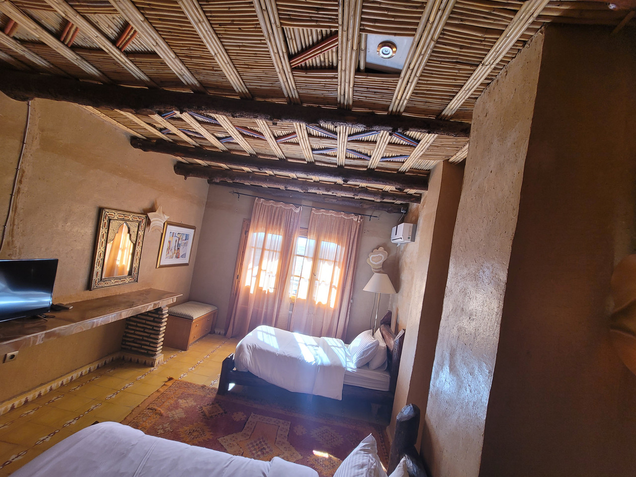 Deluxe Twin Room View 5