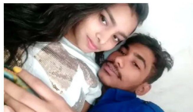 Desi slut video boyfriend licking her boobs