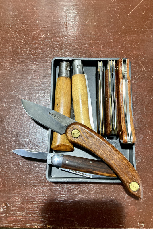 831E30F9-805E-4B8D-A387-382D6C66515D