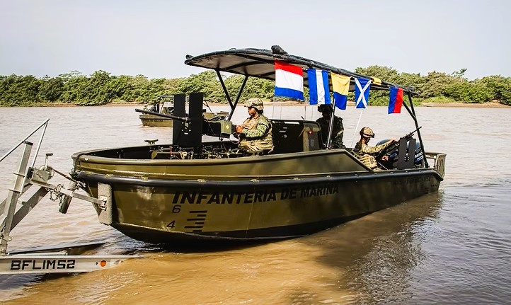 Colombia incorpora un nuevo bote de operación fluvial de bajo calado