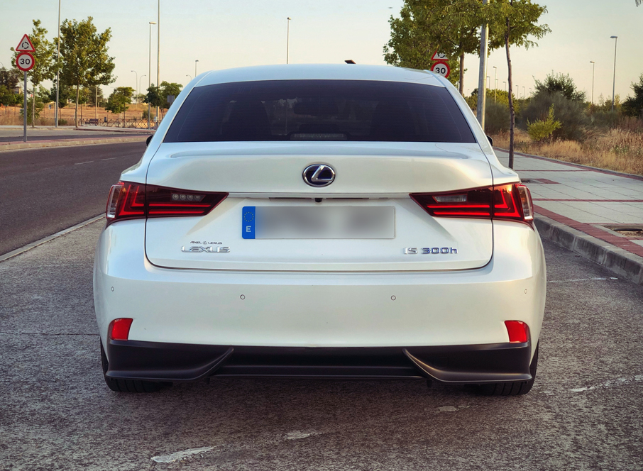 Lexus03