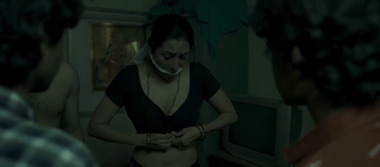 [Image: vlcsnap-2025-11-01-16h25m44s305.png]