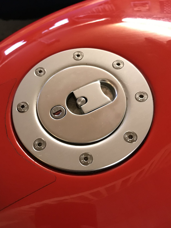 BDEA3C70-E4BA-41E5-9FCB-FD0DC0F4755B