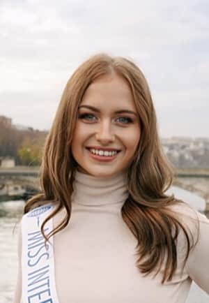 candidatas a miss international france 2020-2021. final: 20 june. - Página 4 58