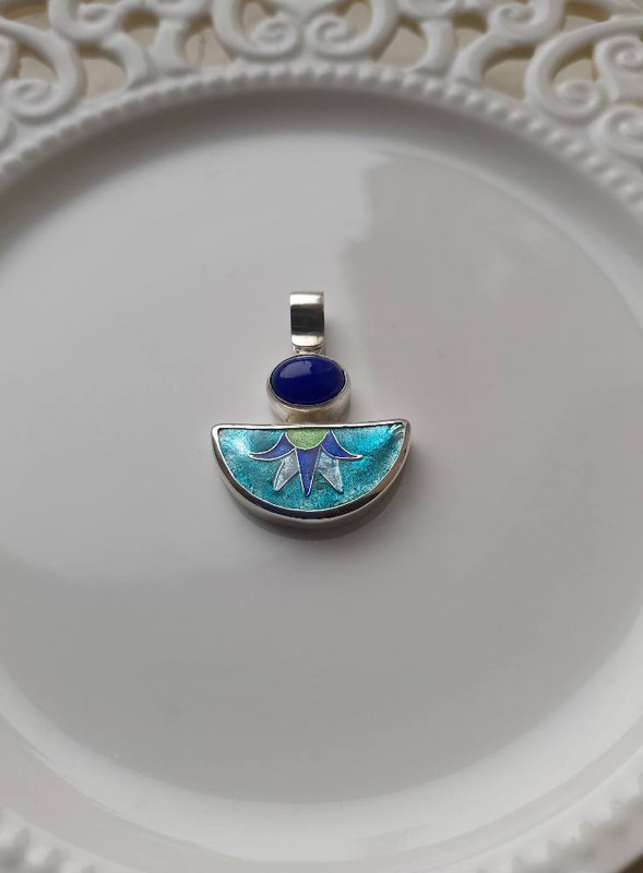 Minankari Pendant Blue Lotus, Silver with Blue Agate, Cloisonné Enamel from Tbilisi - handmade cloisonne enamel