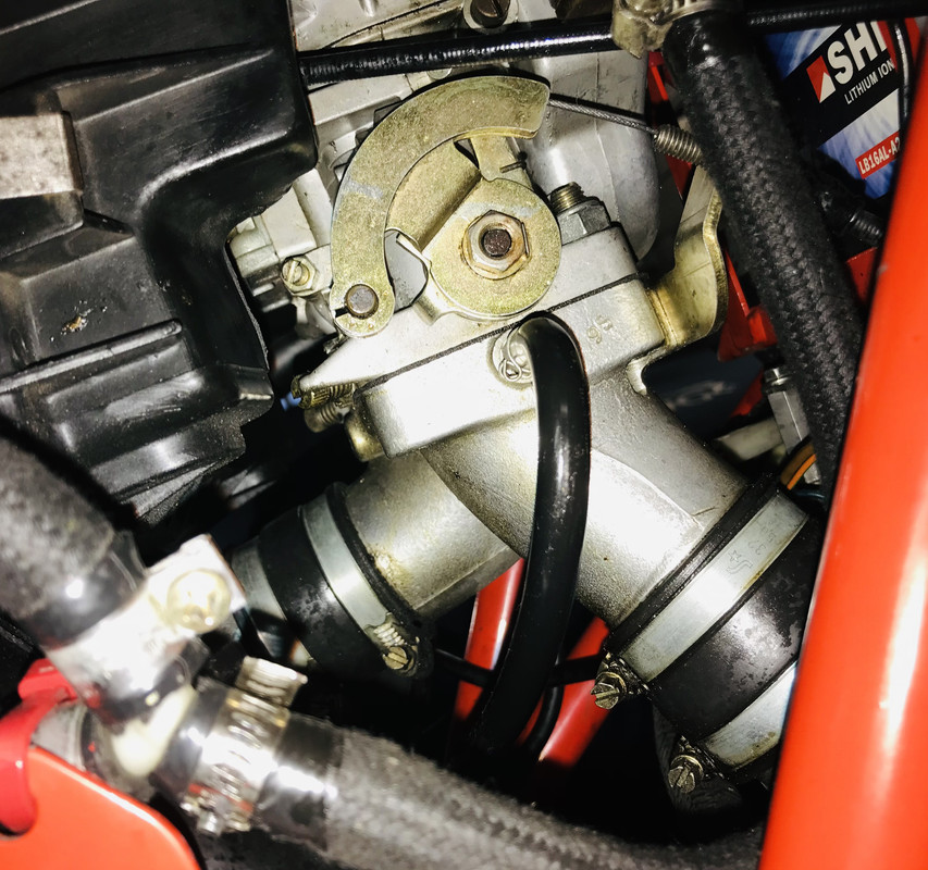 03BB2D0E-FB51-4518-9DB7-4CBDD654657A