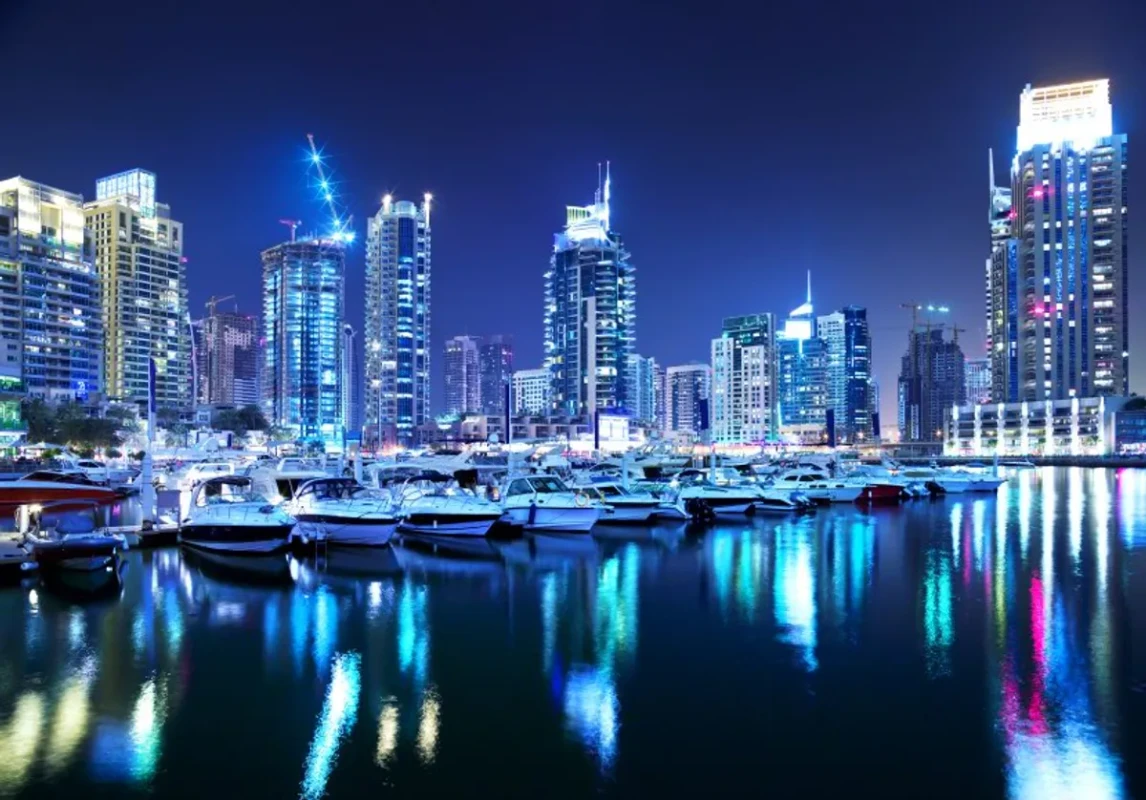 اوتلت مال‌های دبی و تخفیف برندها