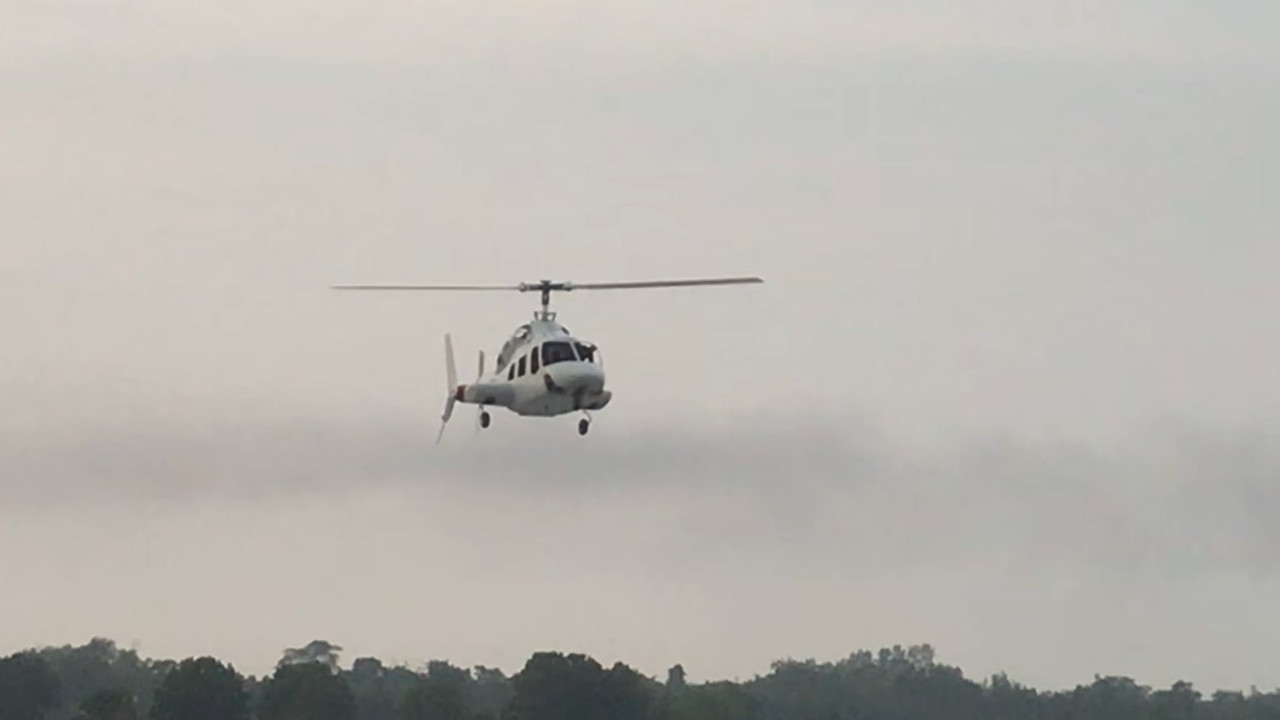 Bell 22 Fly by