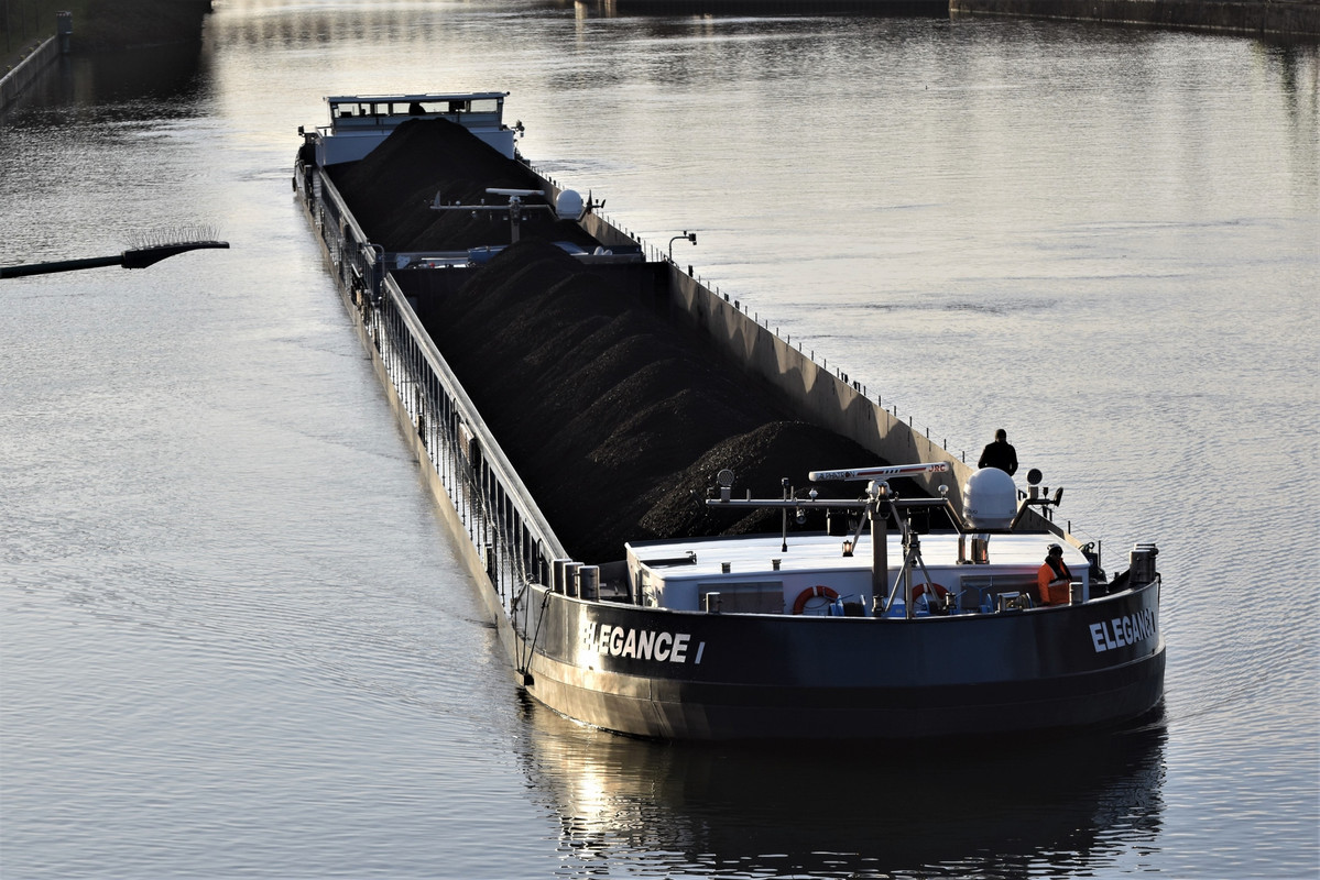 2022.01.20 RHK Elegance 1 - 02 (1940x1294)