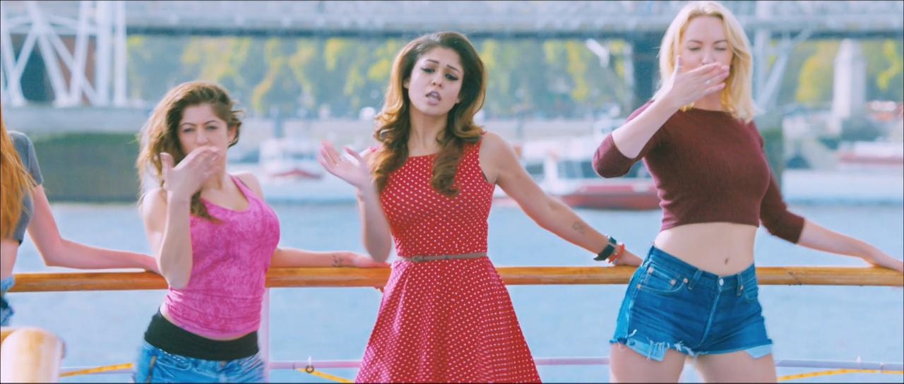 vlcsnap-2024-12-19-21h18m33s159